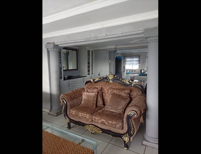 3 BEDROOM HOUSE FOR SALE IN UMLAZI P